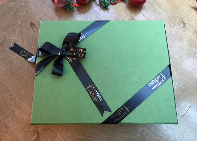 Amydor320 Foil Gold Ribbon